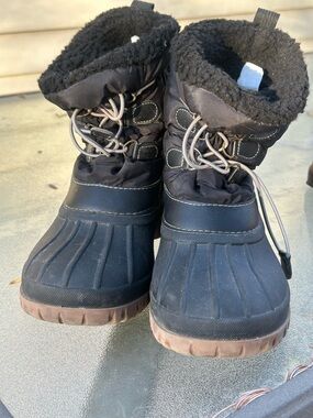 Easy Slip on and off winter boots